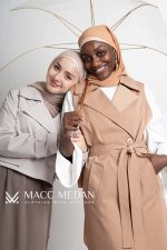 Trenchcoat-Transformer-Hellgrau-und-Kamelbraun_MACCMEDAN