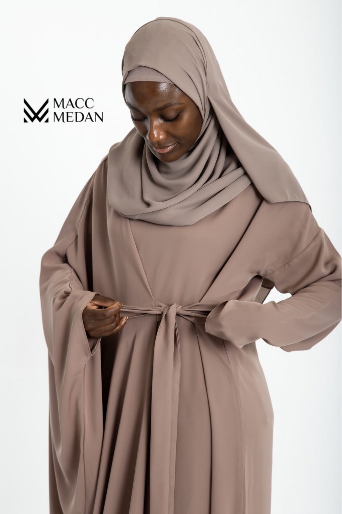 Abaya Amal Braun MACCMEDAN
