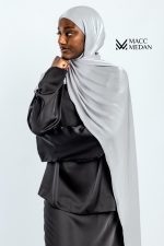 Fertighijab aus Premium Koreanischer Organzaseide - Schals, Hijabi, Muslima, Kopftuch, Modest Fashion - MaccMedan