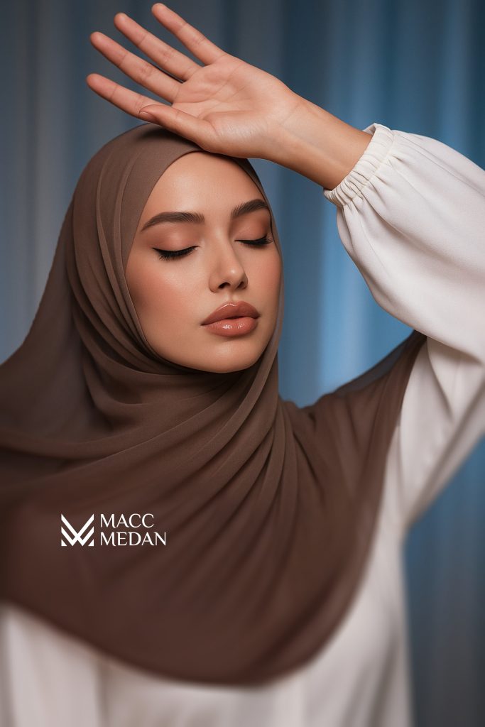 Fertighijab auf Krepp-Chiffon - Cappuccino - MACCMEDAN