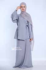 Linen Grace Set – Eleganter Leinen-Zweiteiler-Grau MaccMedan Muslimische Kleider, Hijab, Abaya, Muslima Fashion, Modest Fashion, Islamische Kleidung, Muslimische Mode
