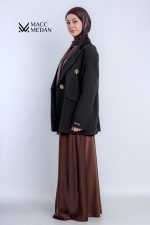 Aurora Blazer im Oversized Look-Schwarz- MaccMedan Muslimische Kleider, Hijab, Abaya, Muslima Fashion, Modest Fashion, Islamische Kleidung, Muslimische Mode