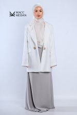 Aurora Blazer im Oversized Look-Weiß - MaccMedan Muslimische Kleider, Hijab, Abaya, Muslima Fashion, Modest Fashion, Islamische Kleidung, Muslimische Mode