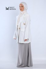 Aurora Blazer im Oversized Look-Weiß - MaccMedan Muslimische Kleider, Hijab, Abaya, Muslima Fashion, Modest Fashion, Islamische Kleidung, Muslimische Mode